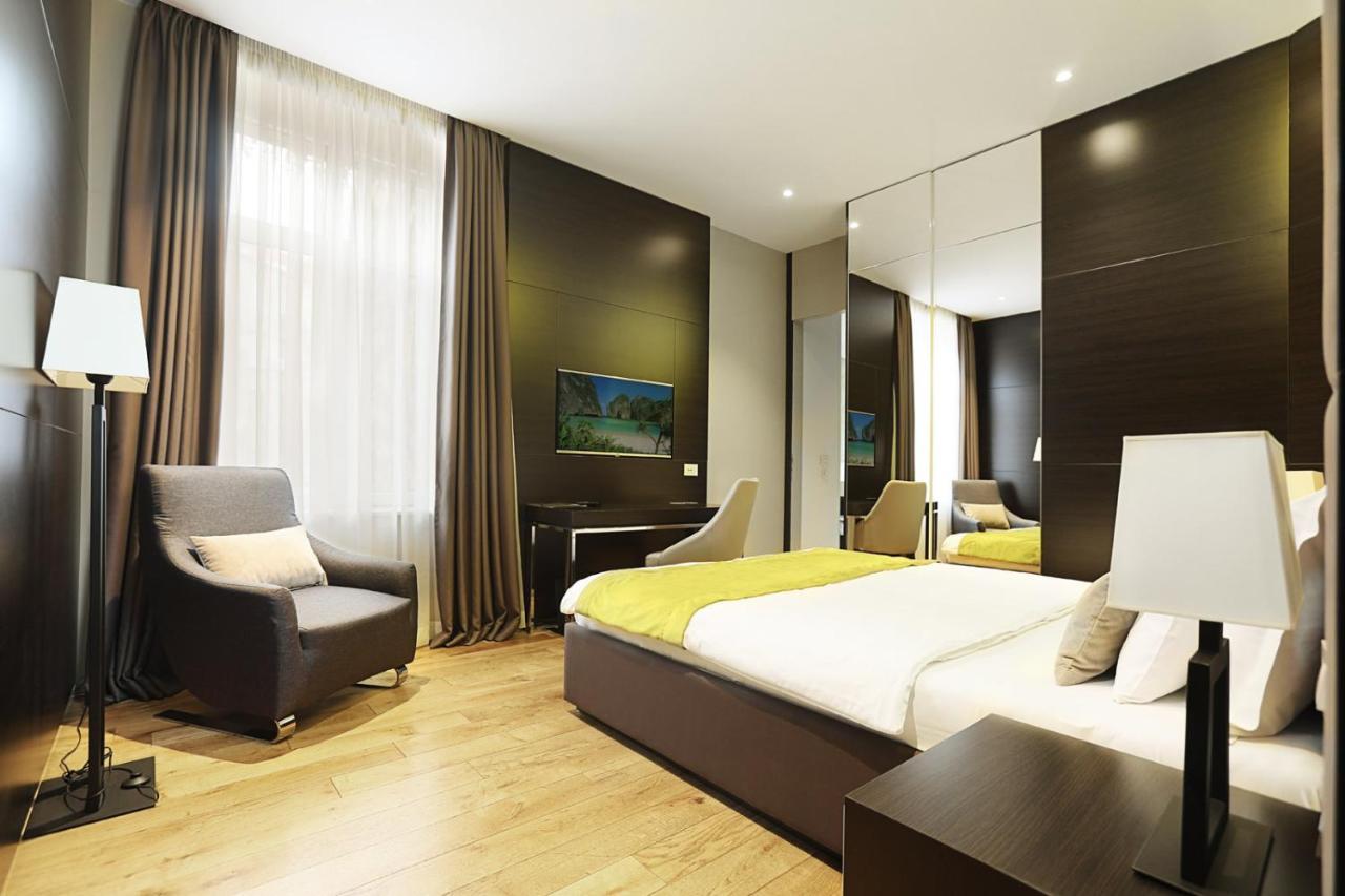 Maccani Black Luxury Suites ベオグラード エクステリア 写真