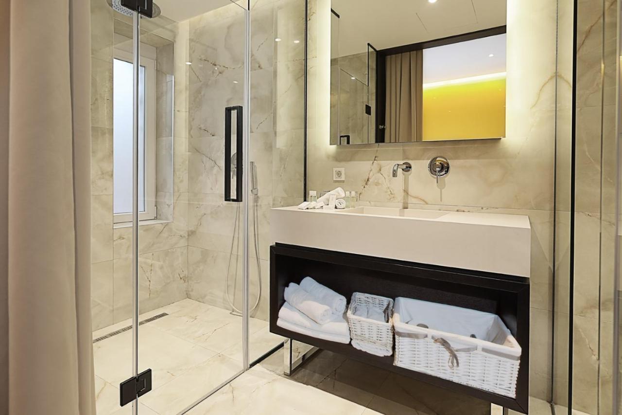 Maccani Black Luxury Suites ベオグラード エクステリア 写真