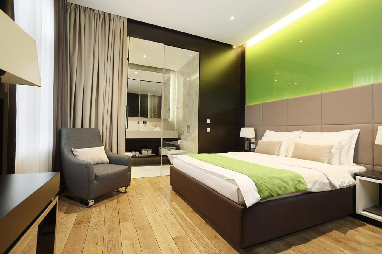 Maccani Black Luxury Suites ベオグラード エクステリア 写真