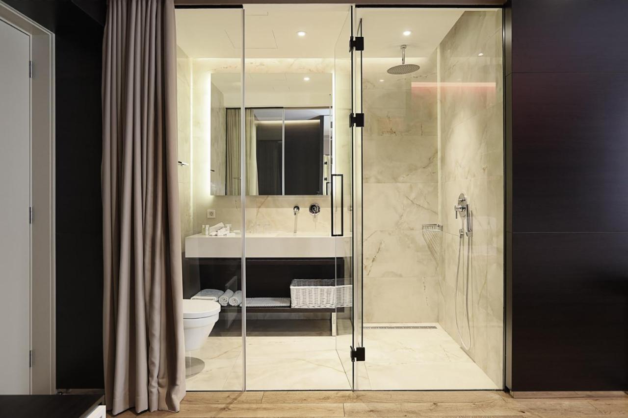 Maccani Black Luxury Suites ベオグラード エクステリア 写真
