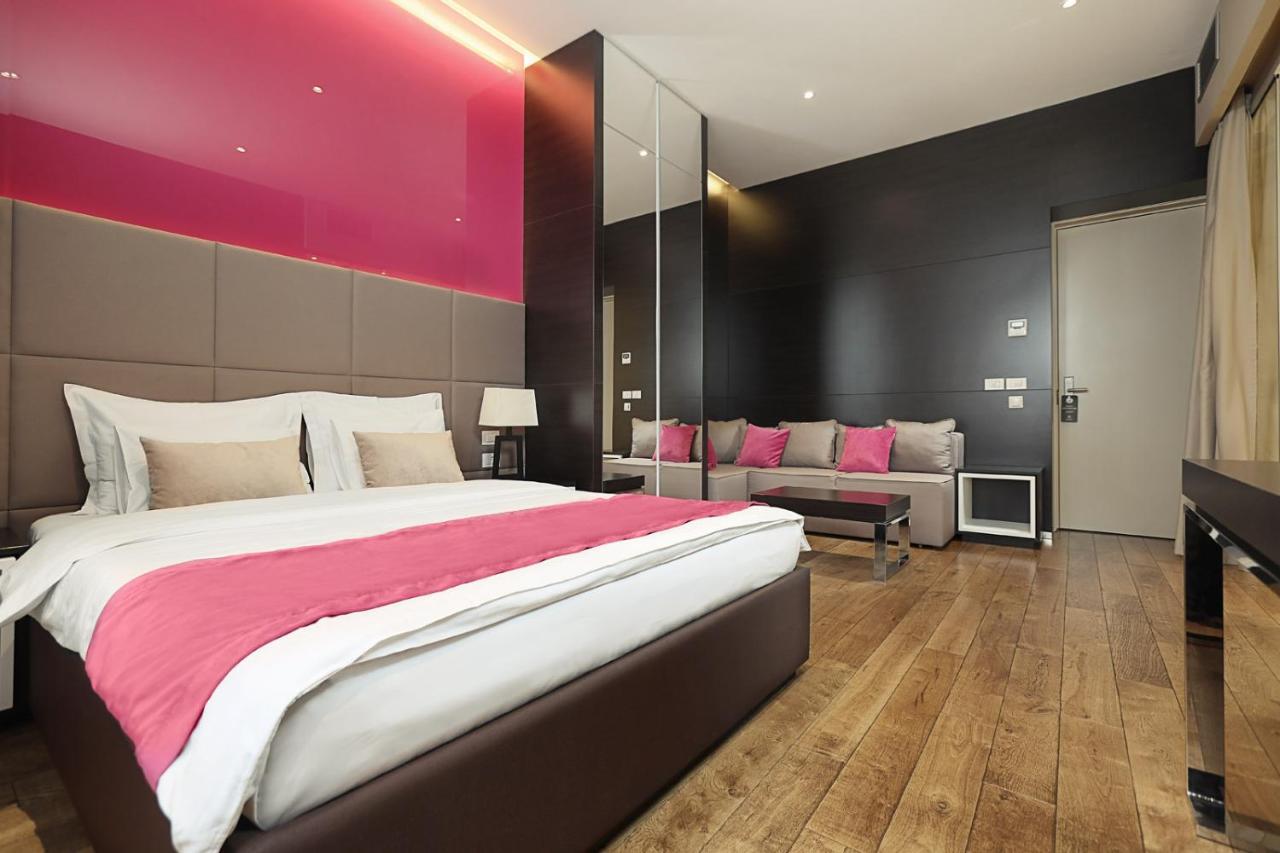 Maccani Black Luxury Suites ベオグラード エクステリア 写真