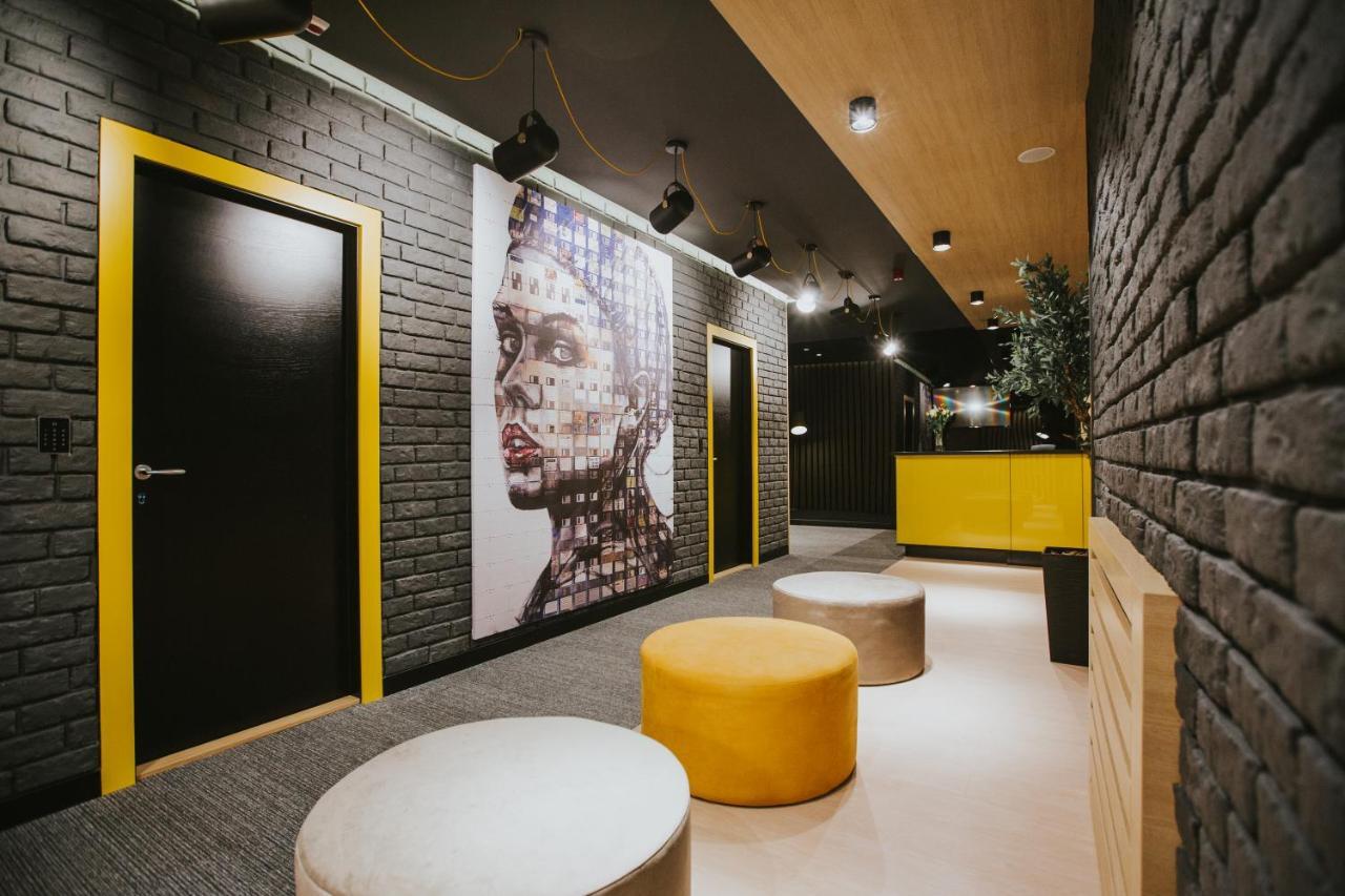 Maccani Black Luxury Suites ベオグラード エクステリア 写真